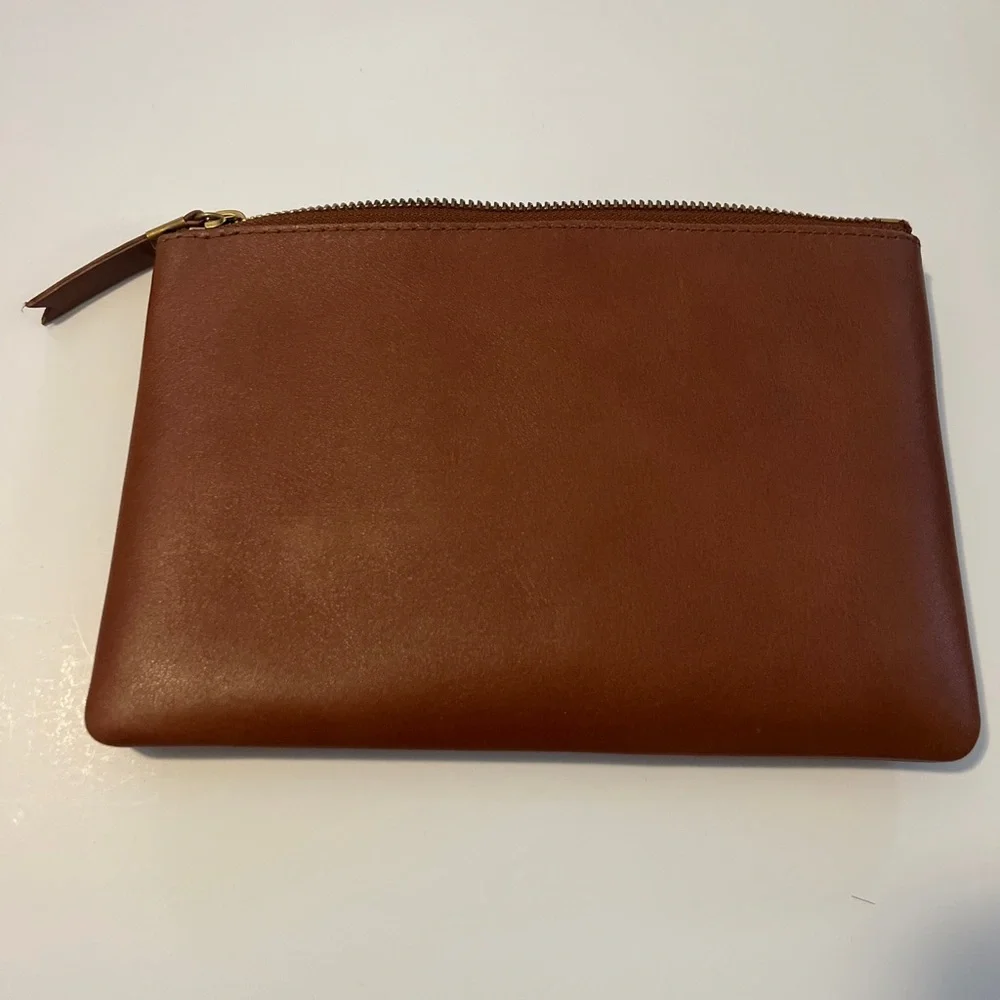 Madewell leather “the pouch” clutch - Picture 5 of 13